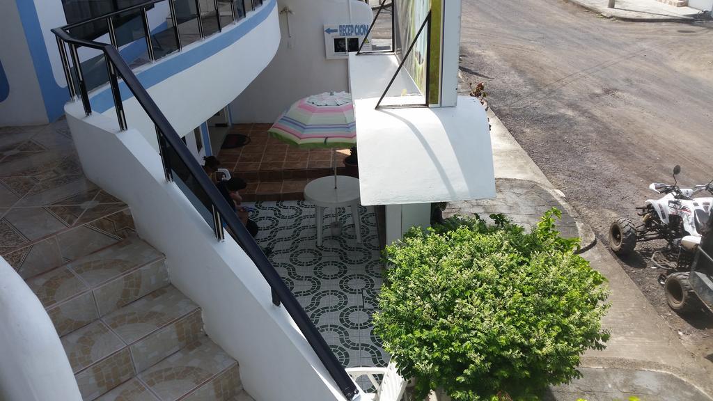 Hostal Cerro Azul Puerto Villamil Eksteriør bilde