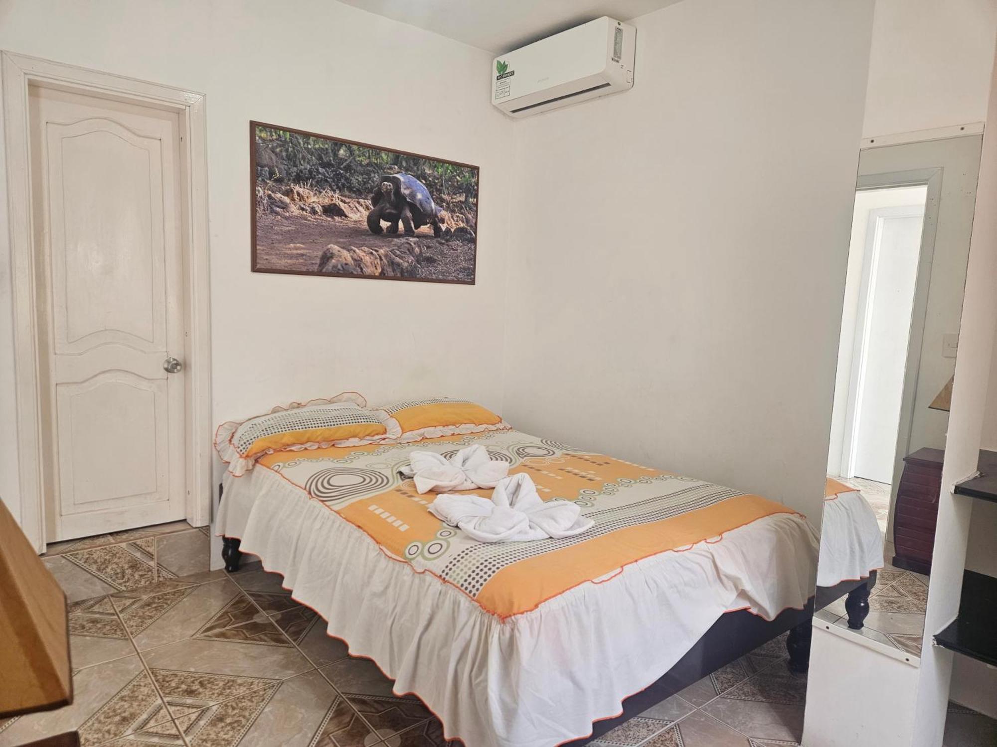 Hostal Cerro Azul Puerto Villamil Eksteriør bilde