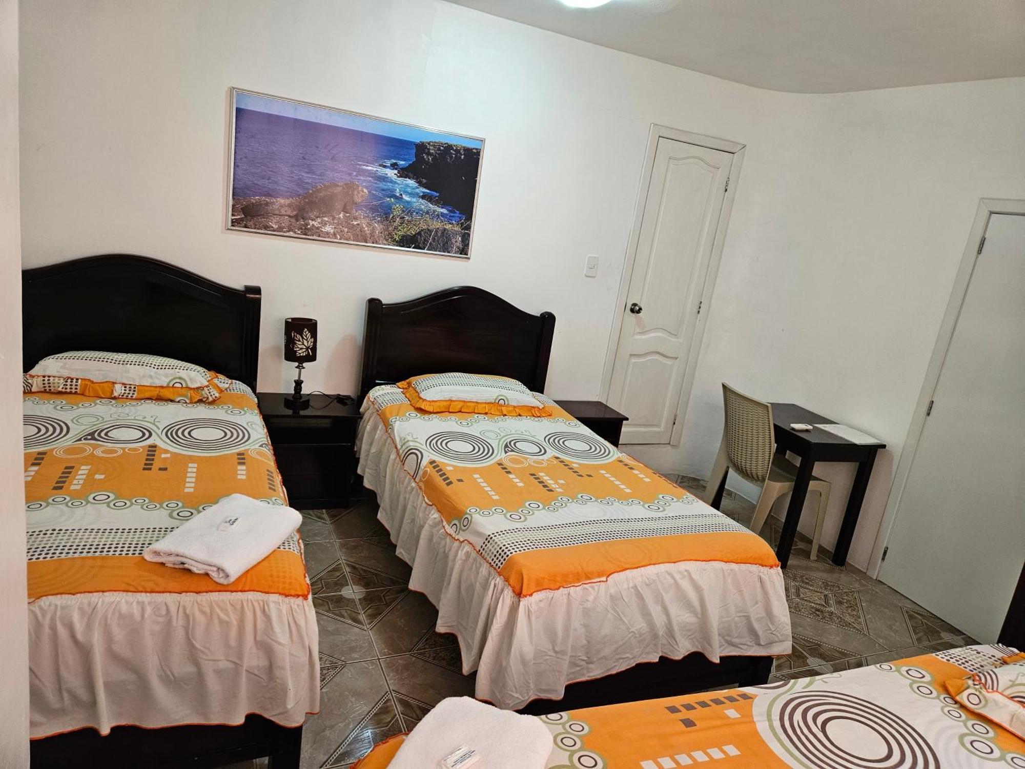 Hostal Cerro Azul Puerto Villamil Eksteriør bilde
