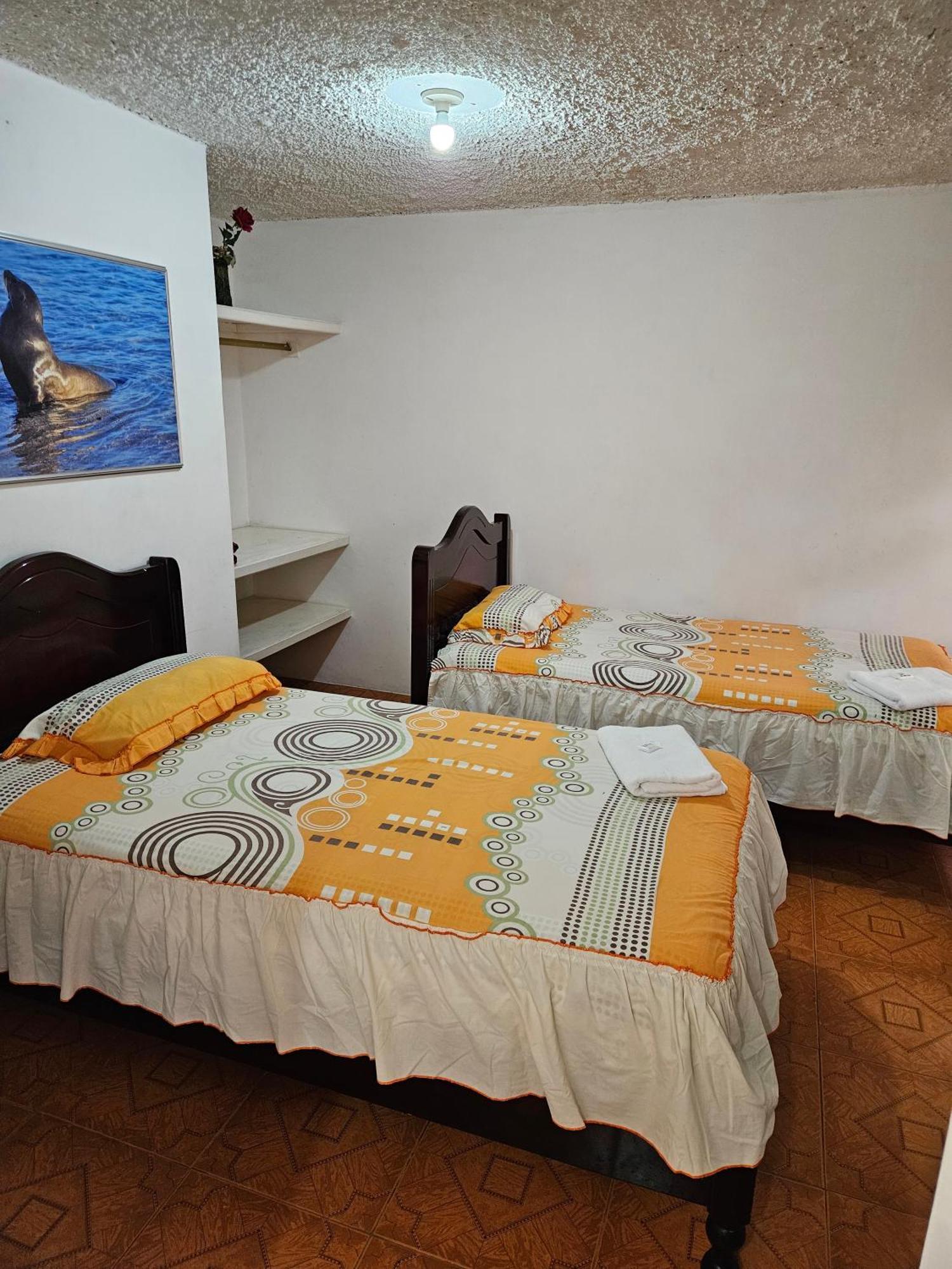 Hostal Cerro Azul Puerto Villamil Eksteriør bilde